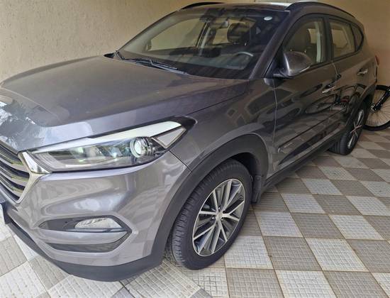 HYUNDAI TUCSON 1.6 16V T-GDI GASOLINA GLS ECOSHIFT HYUNDAI TUCSON 1.6 16V T-GDI GASOLINA GLS ECOSHIFT